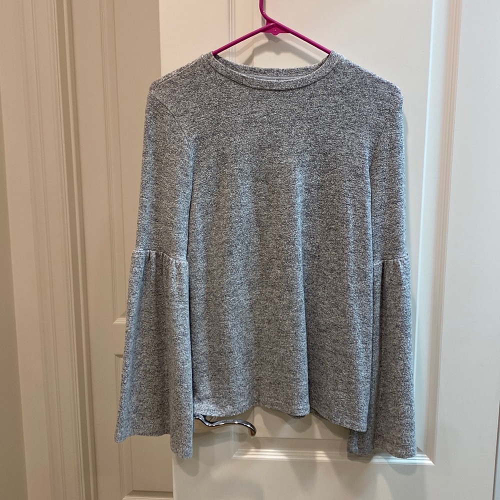 ZARA sweater with flowey sleeves